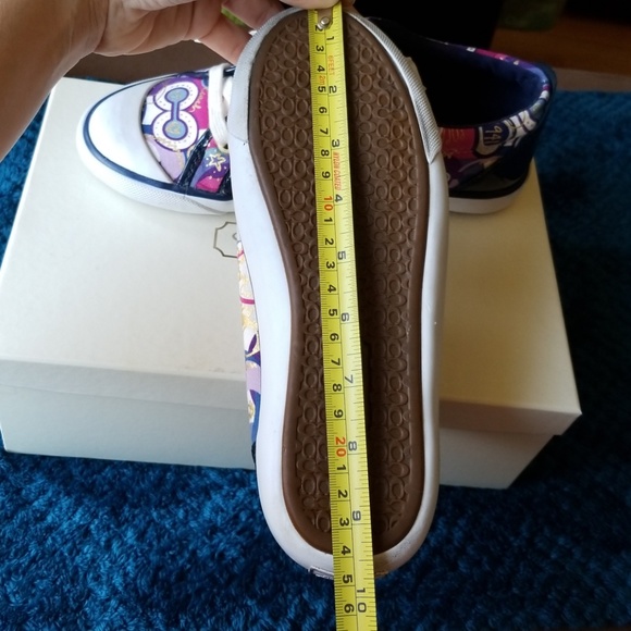 Coach sneaker shoe - Picture 5 of 7